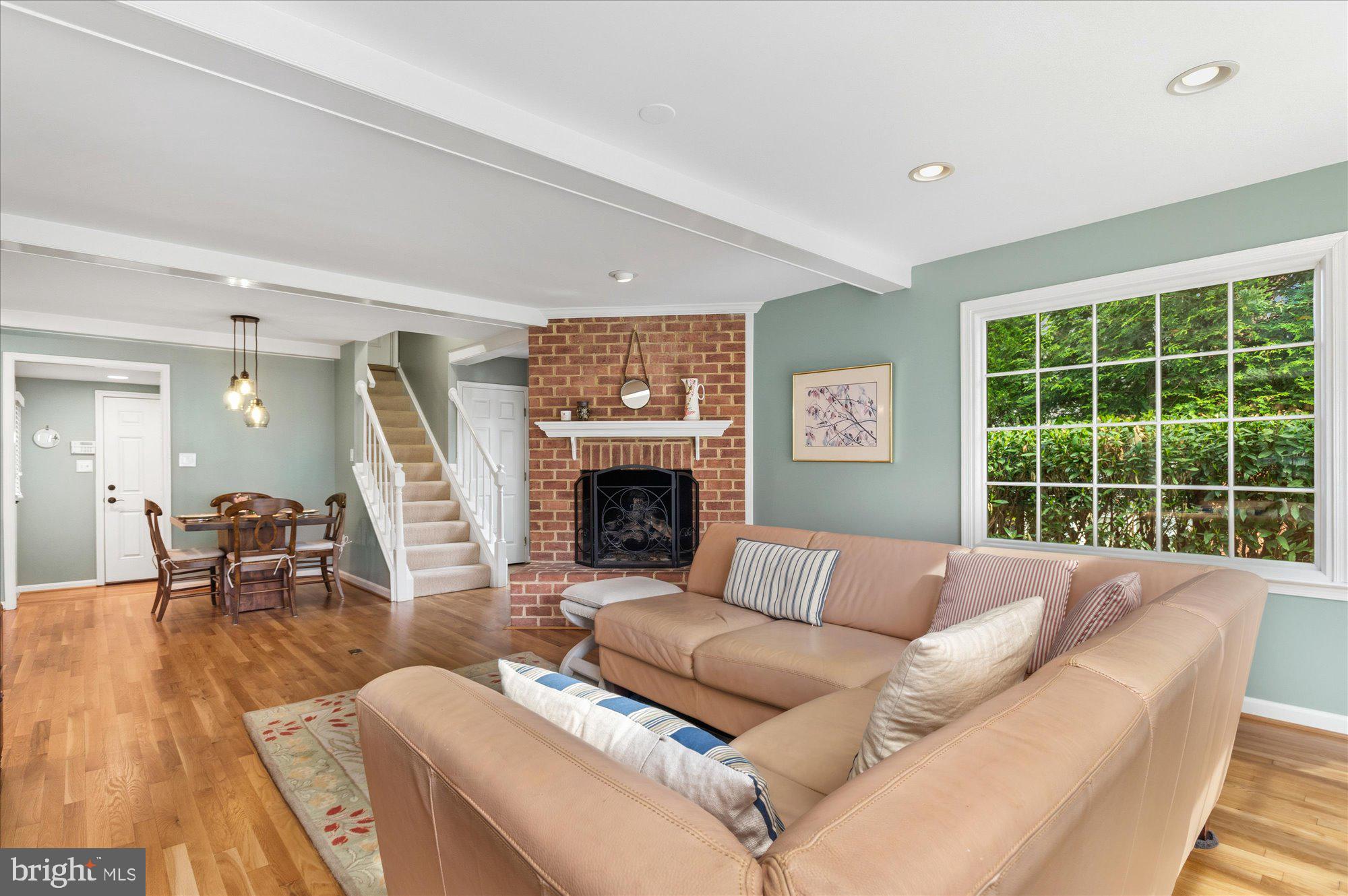 132 UPSHIRE CIRCLE