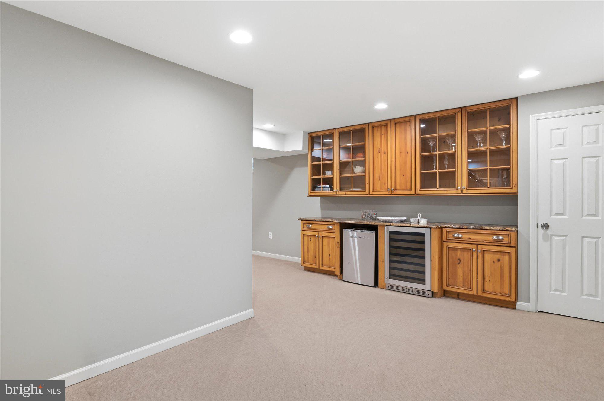 132 UPSHIRE CIRCLE
