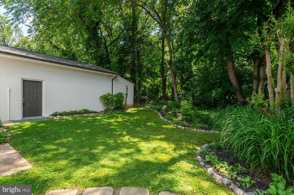 11414 SCHUYLKILL ROAD