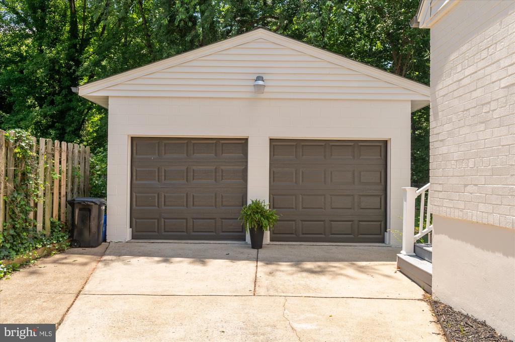 11414 SCHUYLKILL ROAD