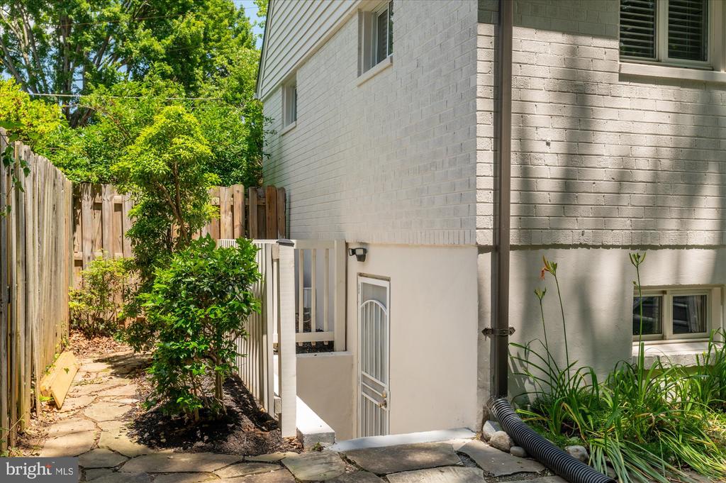 11414 SCHUYLKILL ROAD
