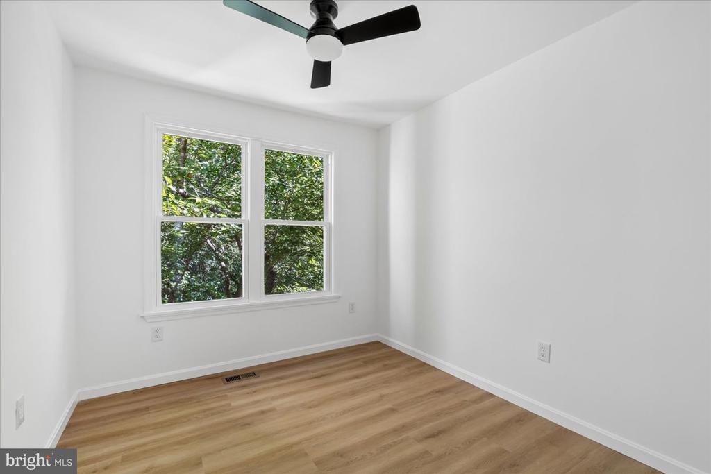 10057 MAPLE LEAF DRIVE