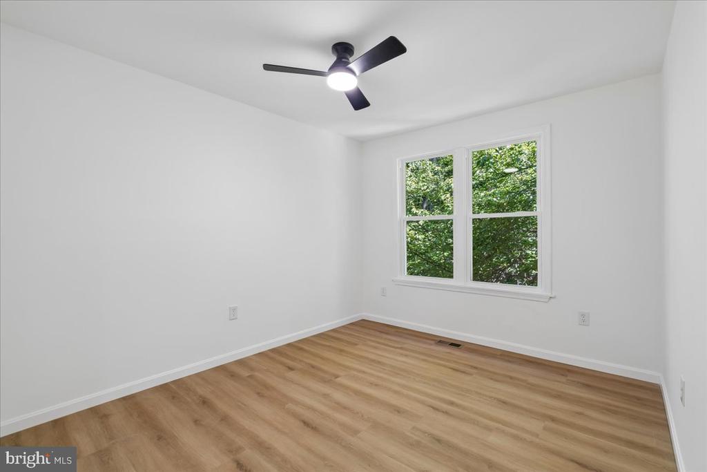 10057 MAPLE LEAF DRIVE