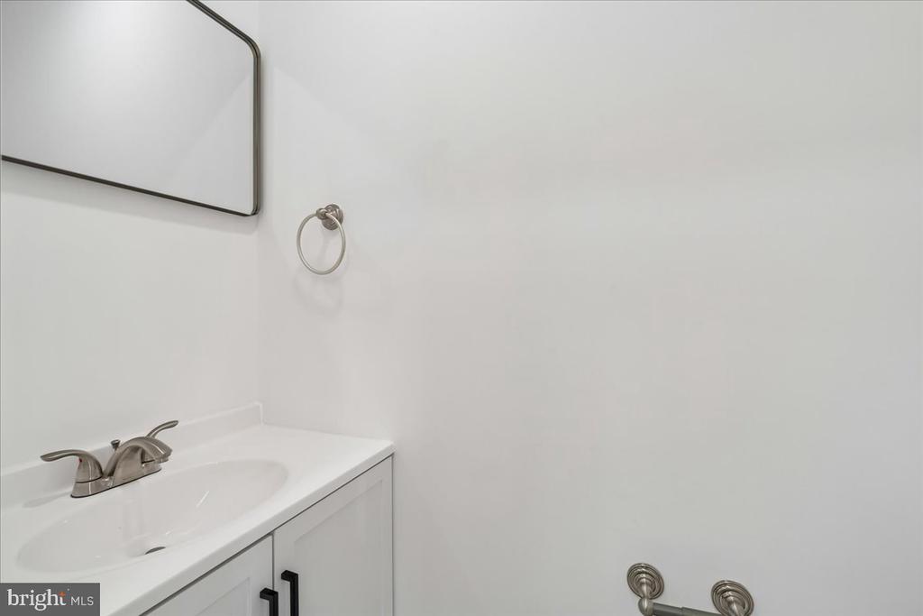 10057 MAPLE LEAF DRIVE