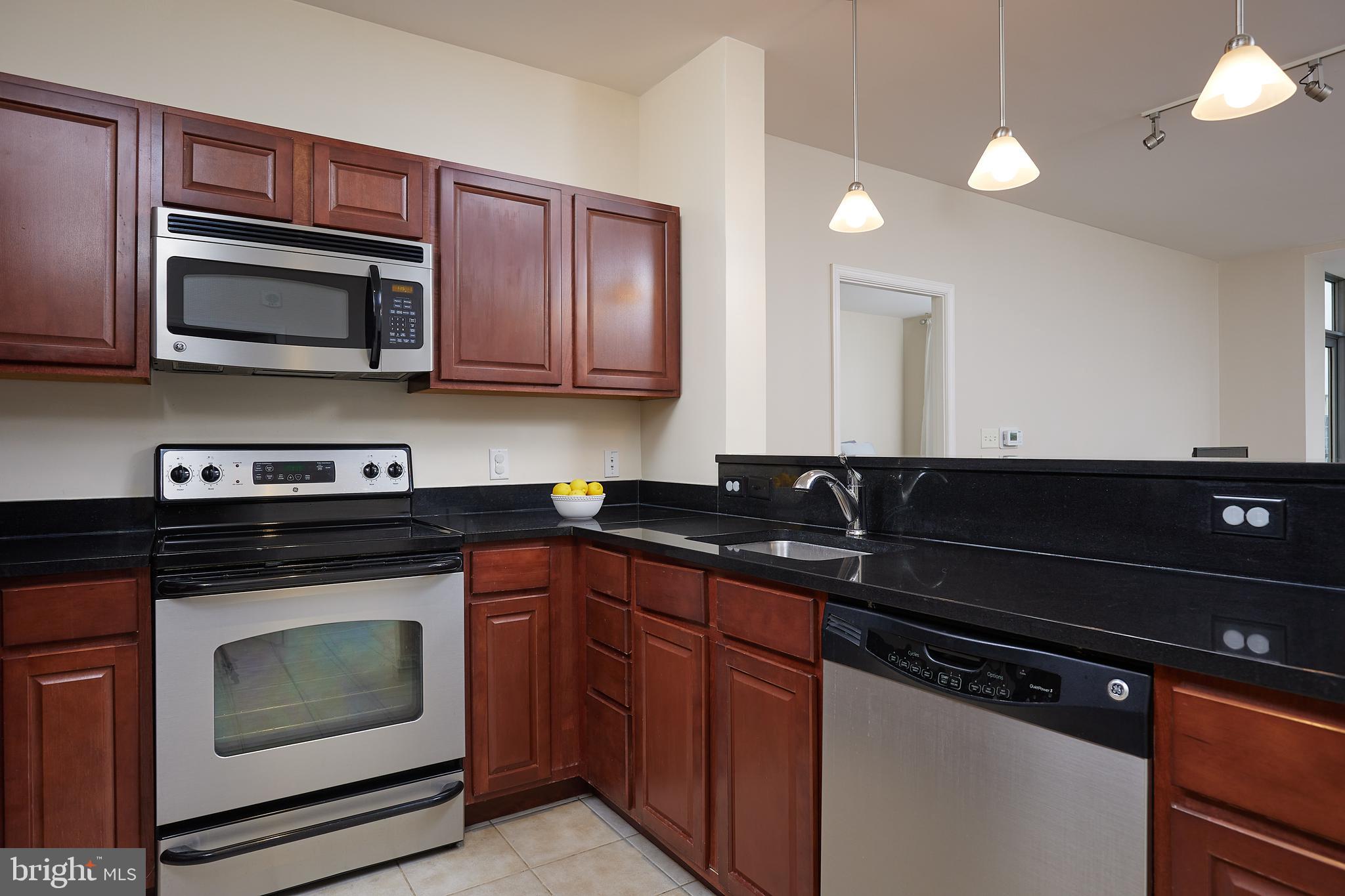 6506 America Blvd #304