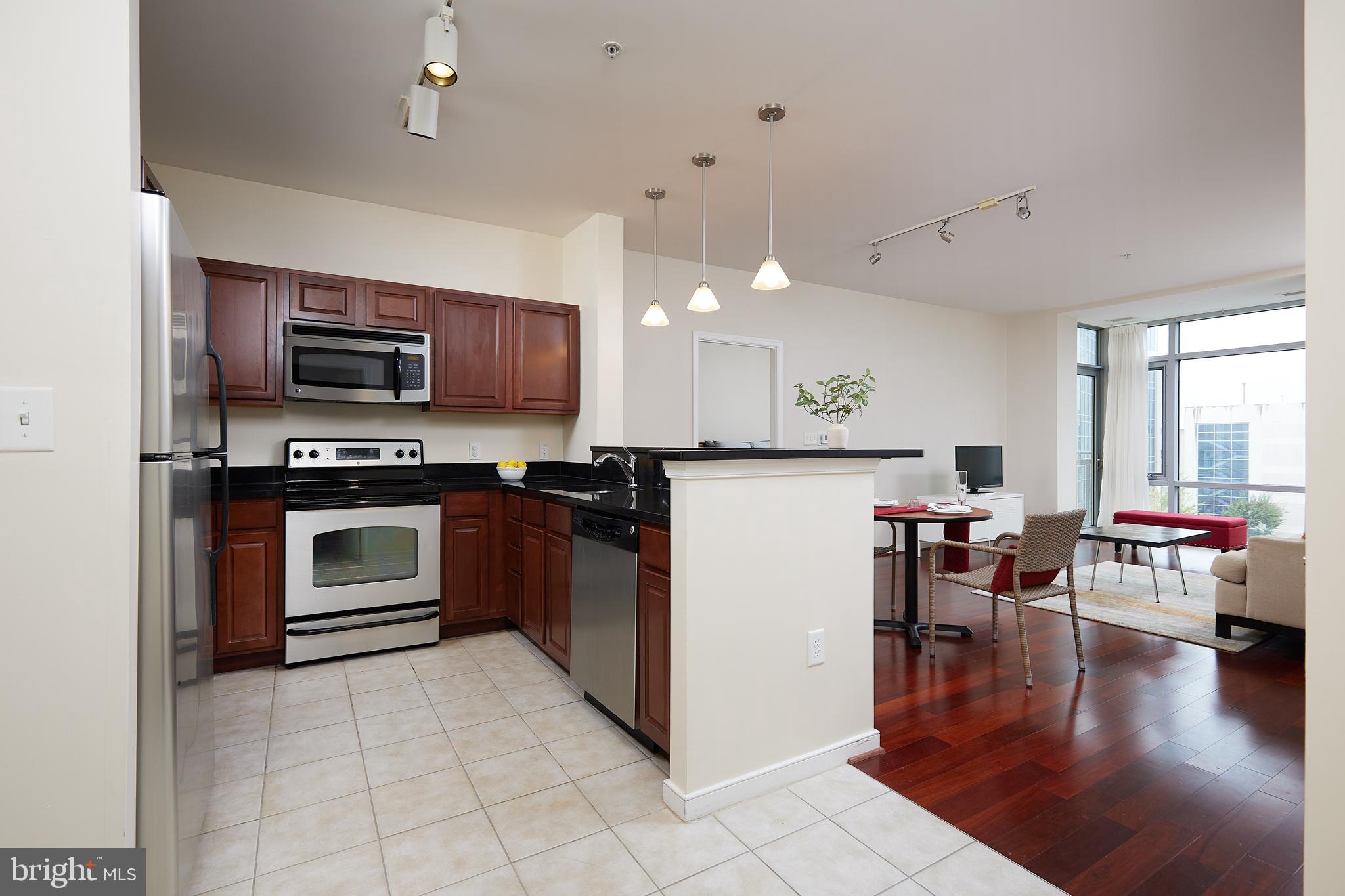6506 America Blvd #304