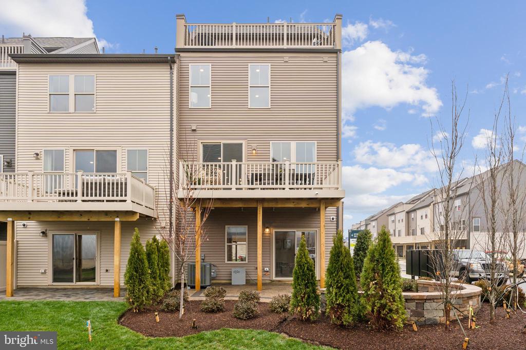 3431 SAINT ROBIN LANE