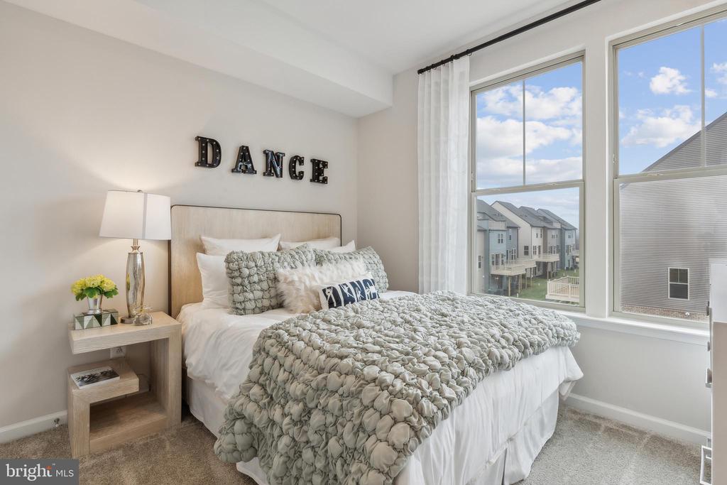 3431 SAINT ROBIN LANE