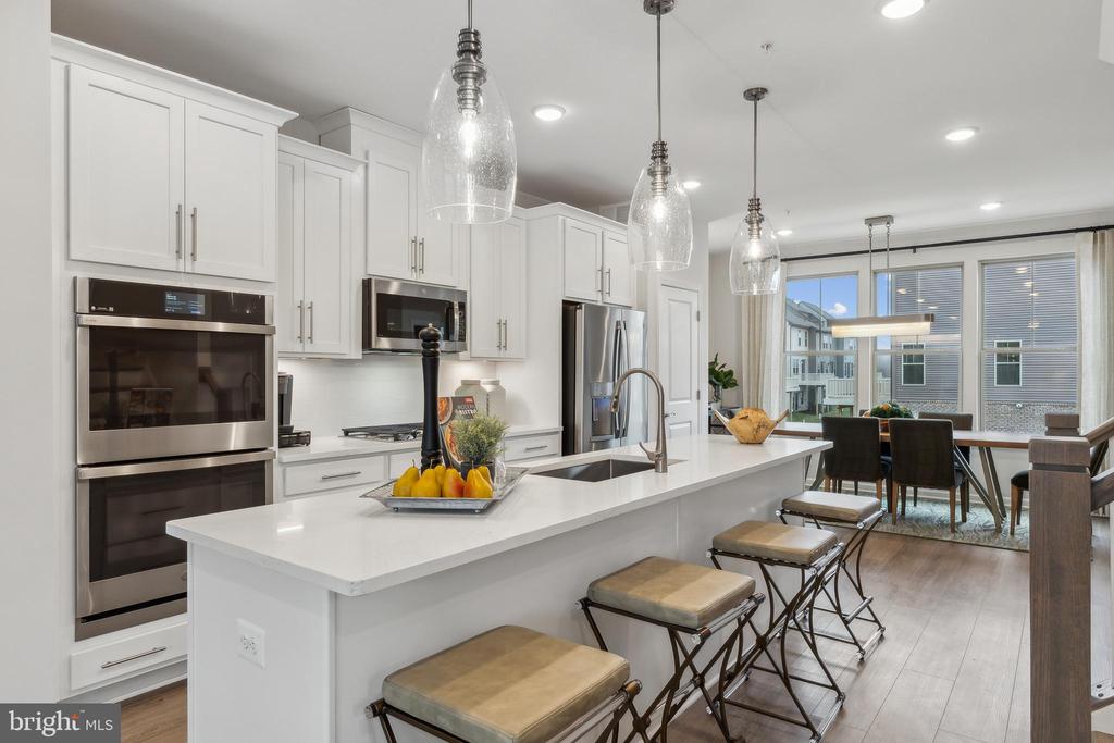3431 SAINT ROBIN LANE