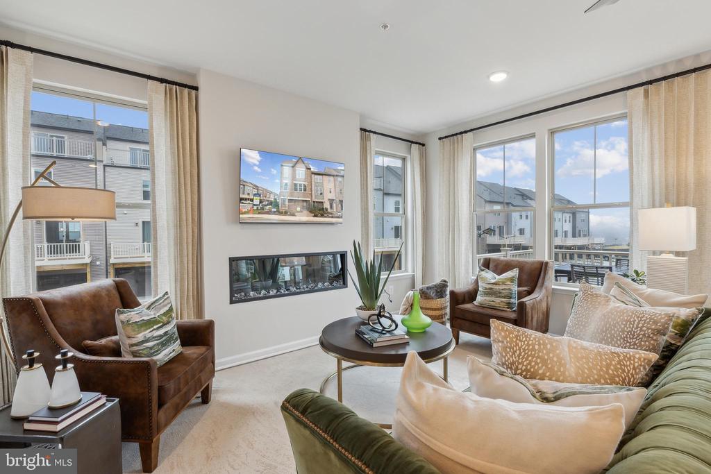 3431 SAINT ROBIN LANE