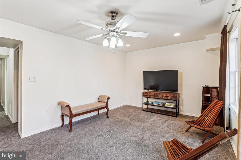 5046 Head Ct