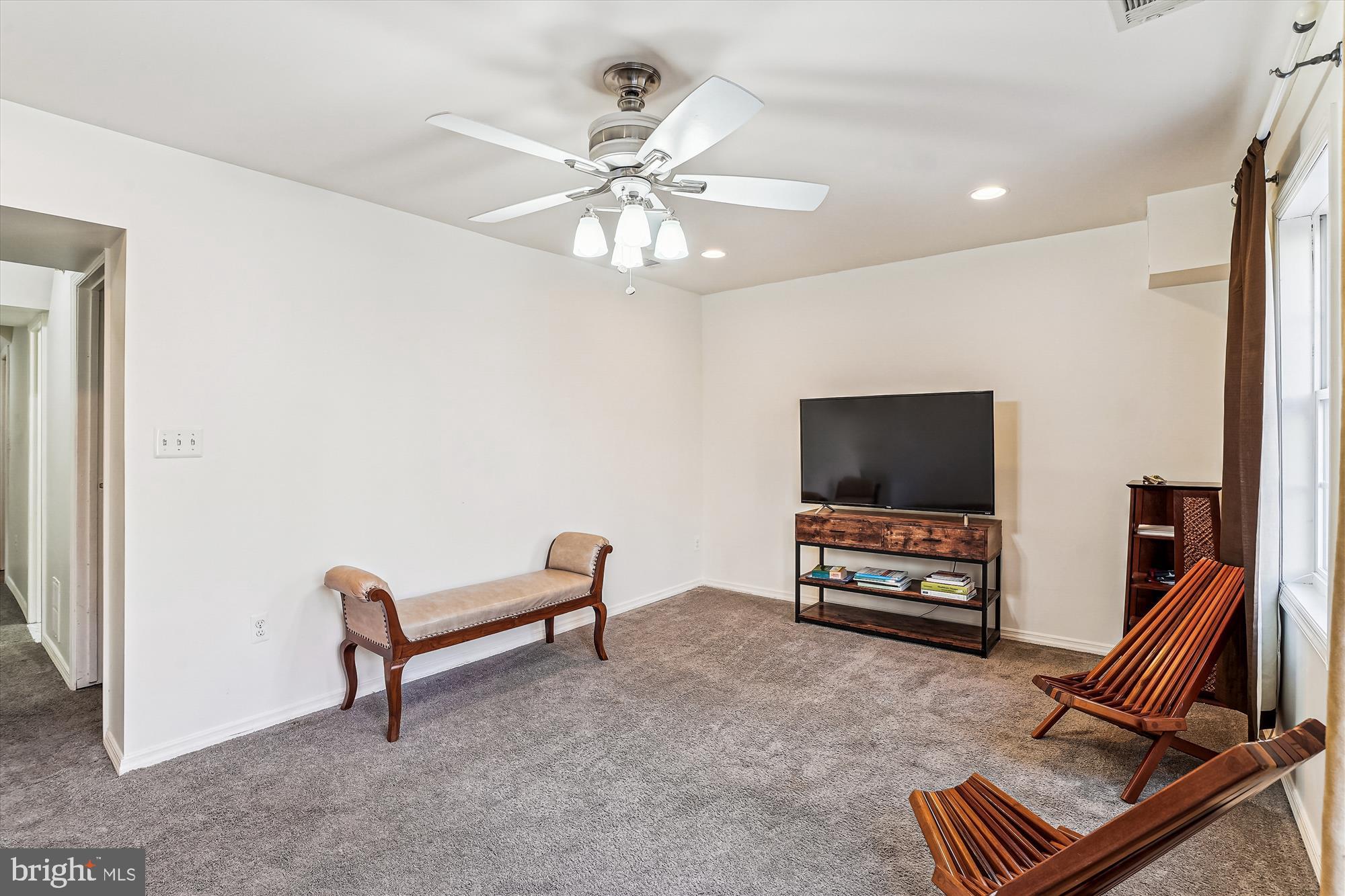 5046 Head Ct