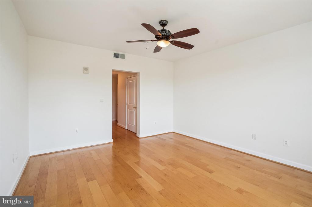 485 Harbor Side St #411