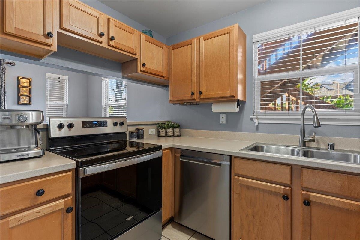 40 Halili Ln Unit: 4B