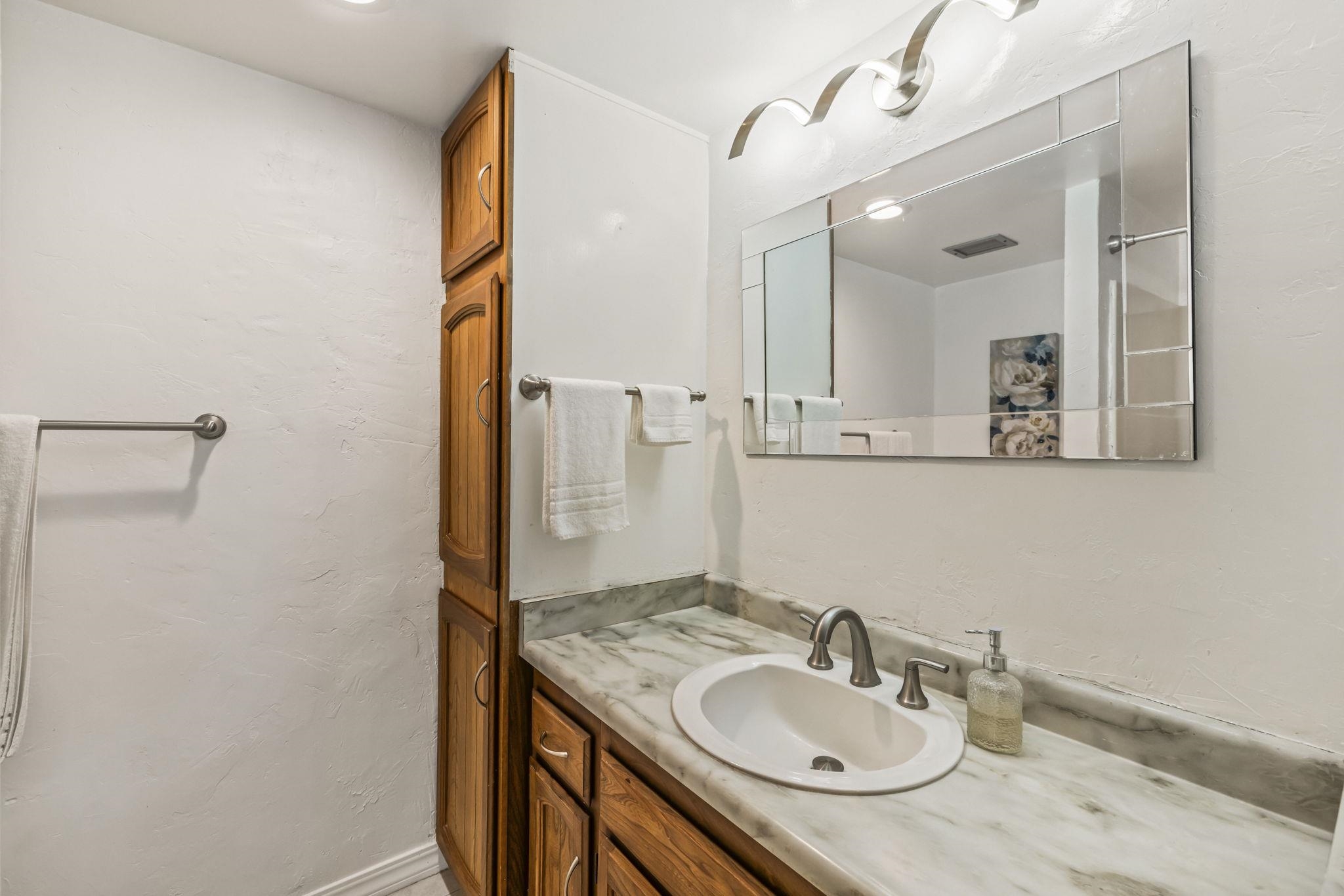 2124 AWIHI Pl Unit: 110