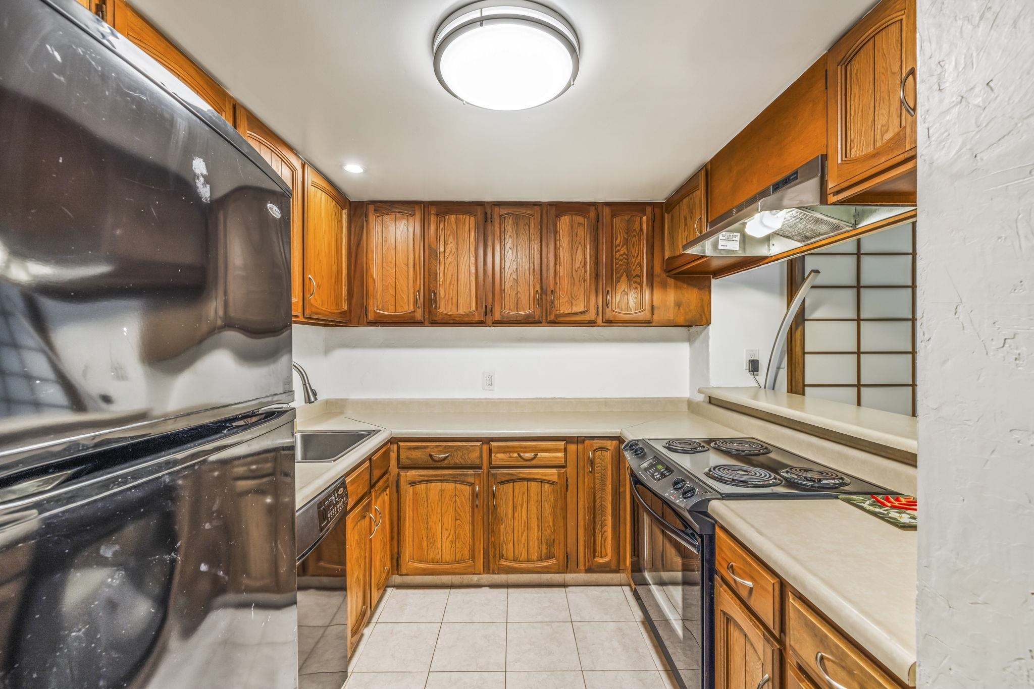 2124 AWIHI Pl Unit: 110