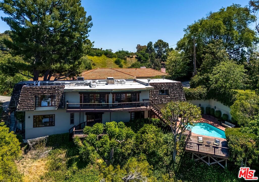 13490 Firth Dr