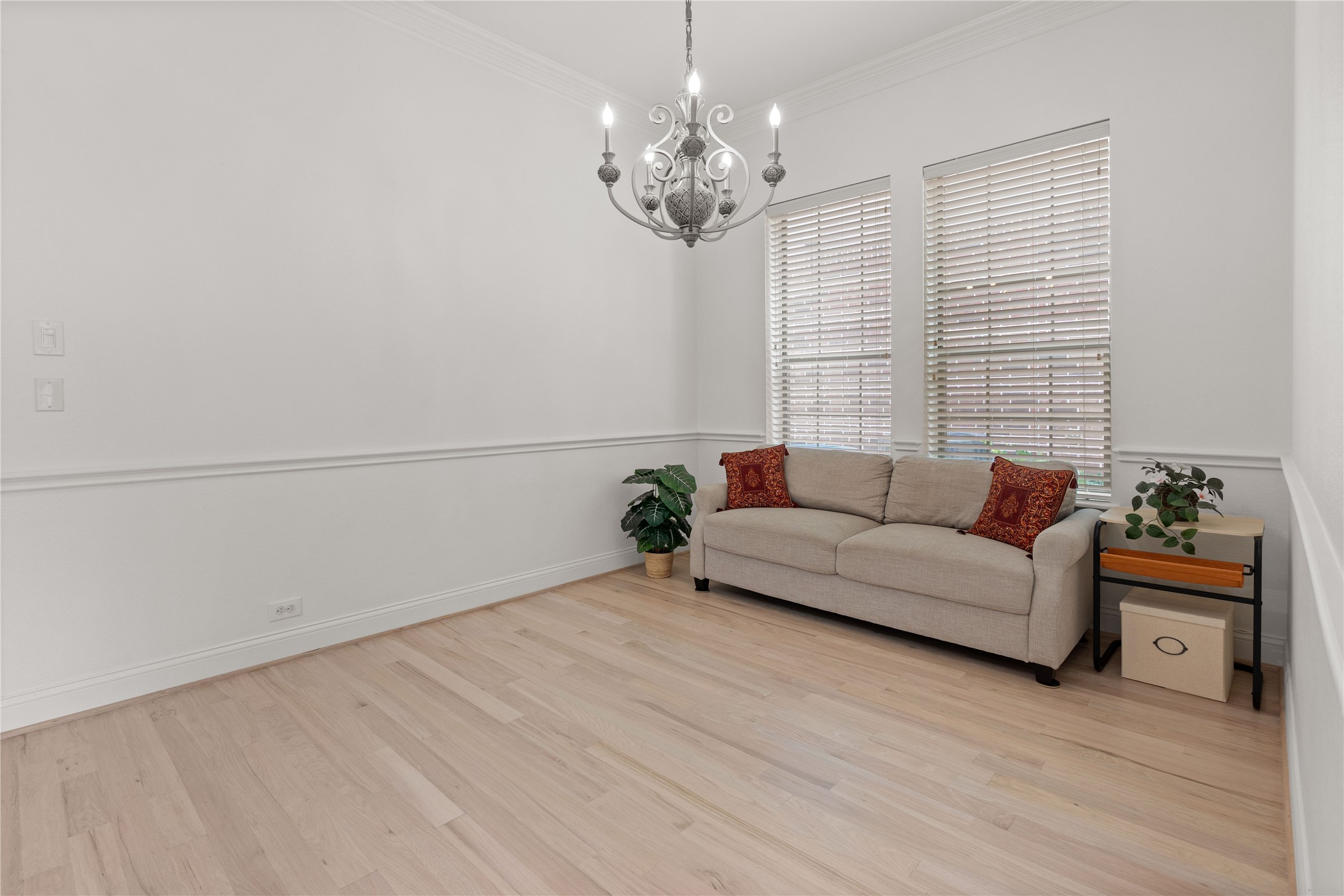 7713 Glenwood Springs Lane