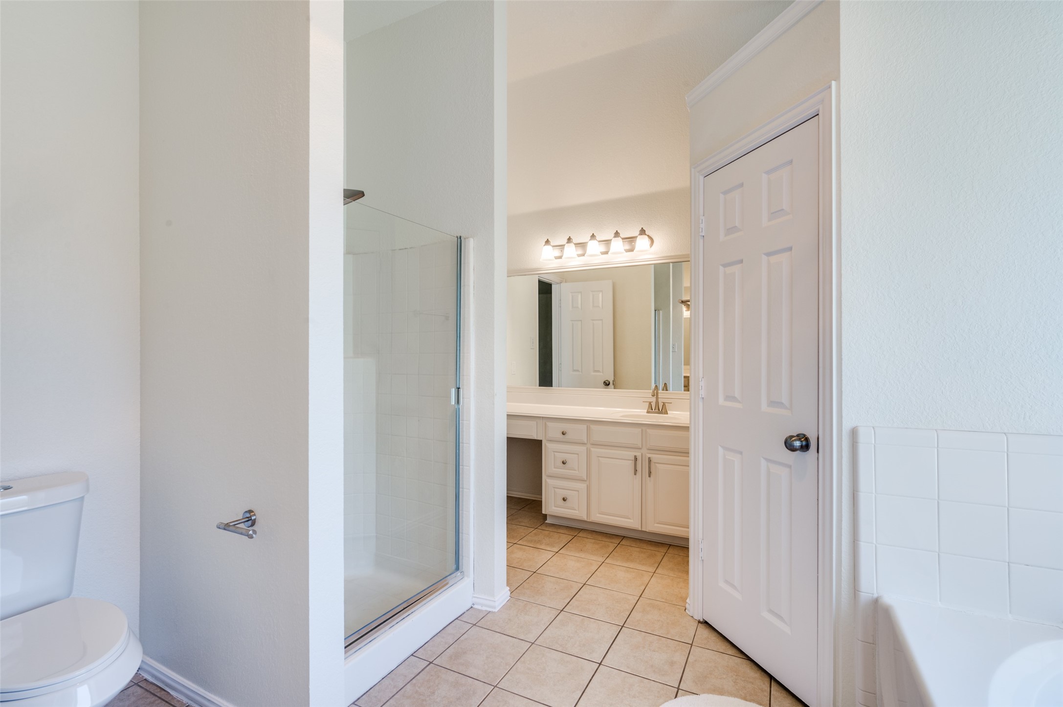 803 W Lonesome Dove Trail