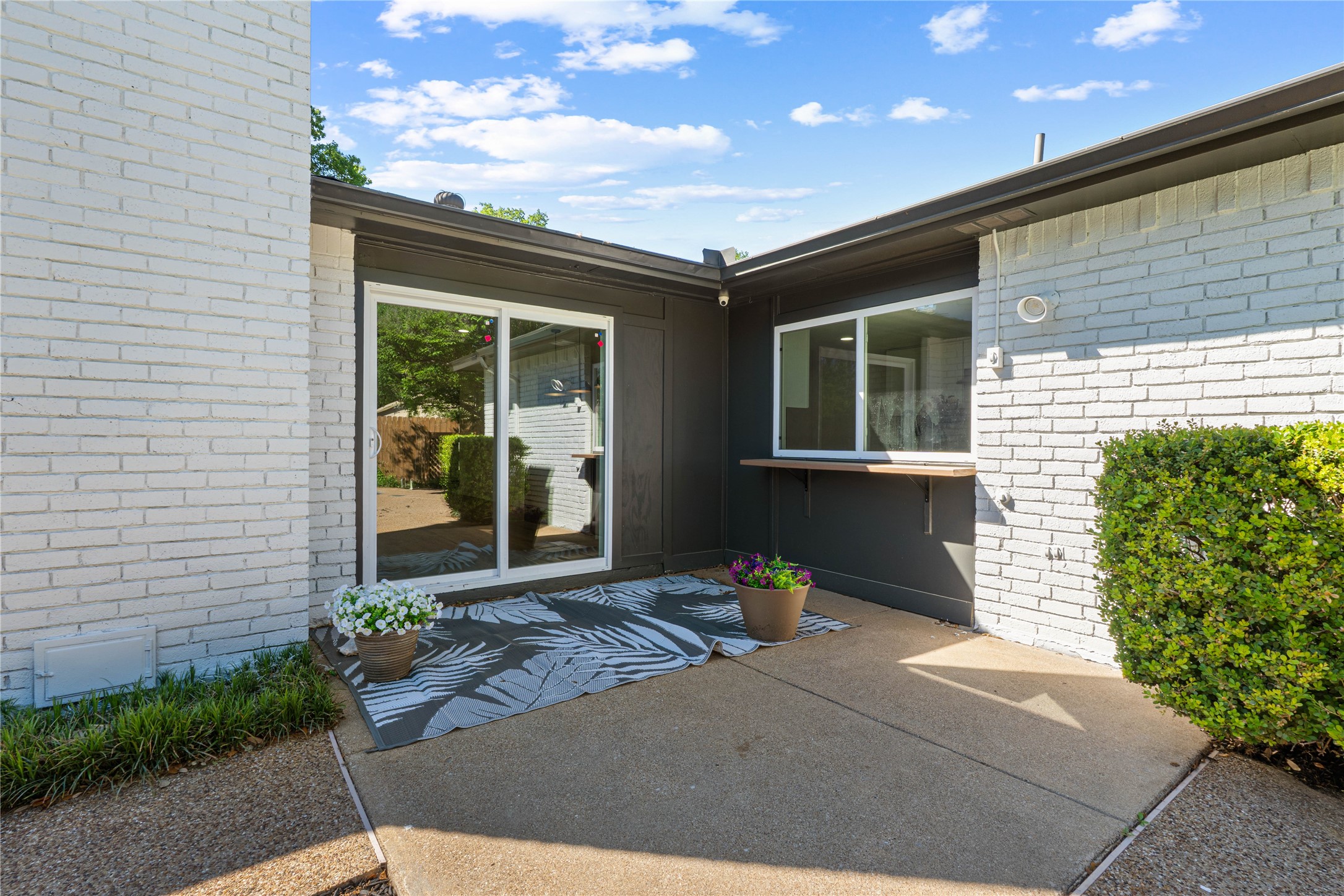 8617 Baumgarten Drive