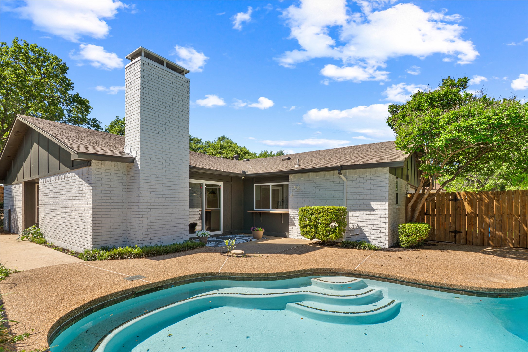 8617 Baumgarten Drive