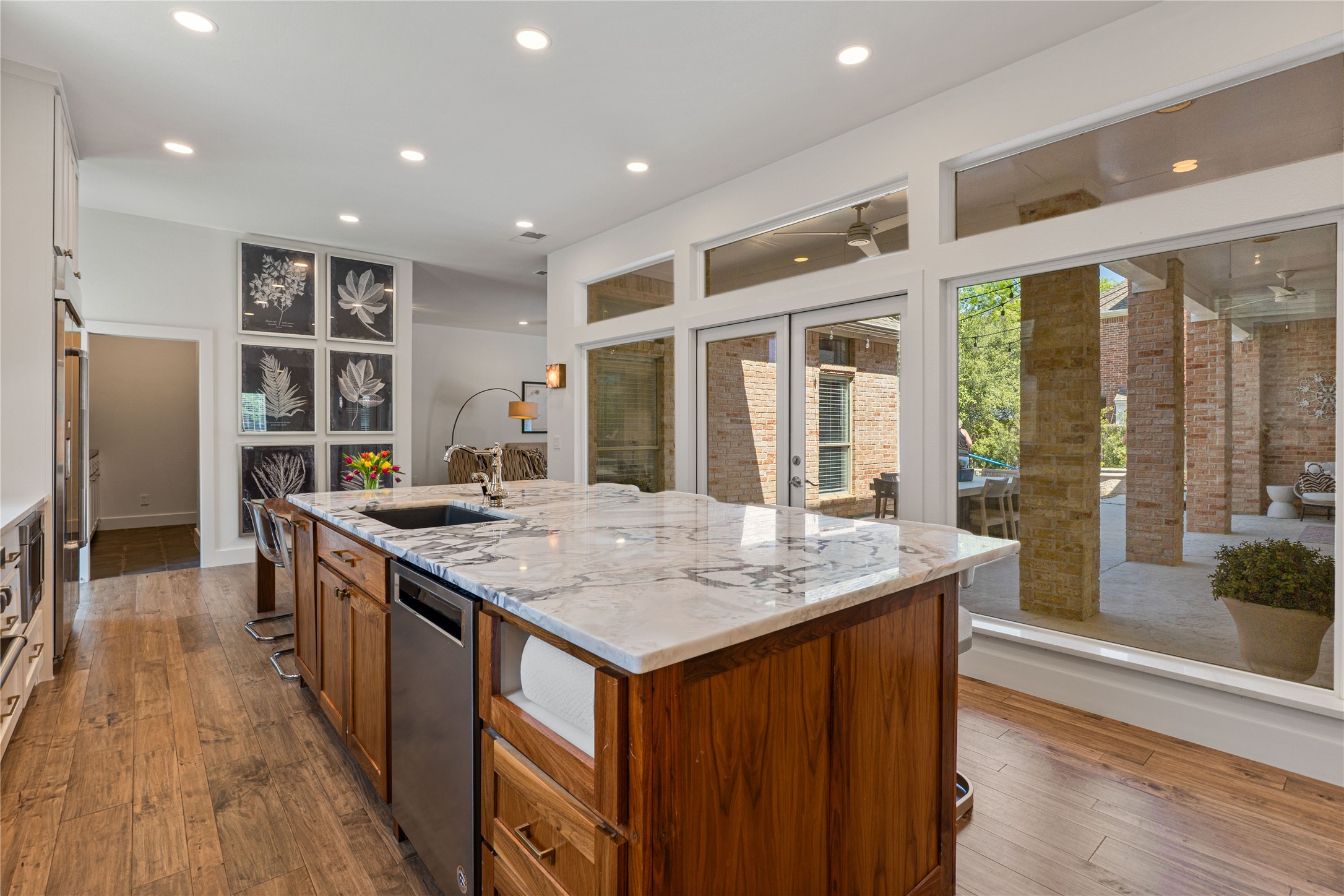 819 Hills Creek Drive