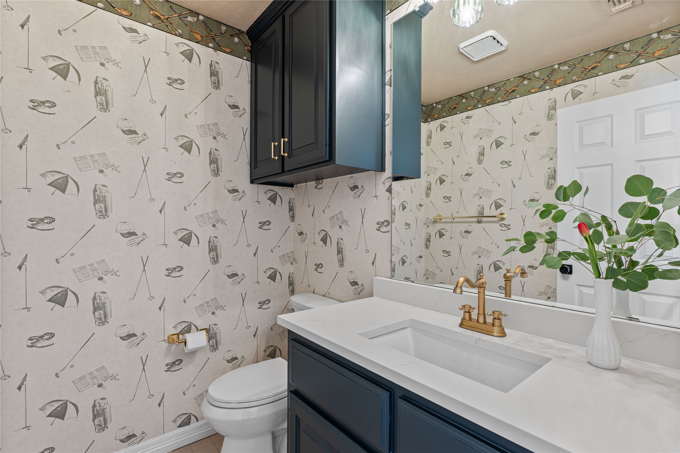 819 Hills Creek Drive