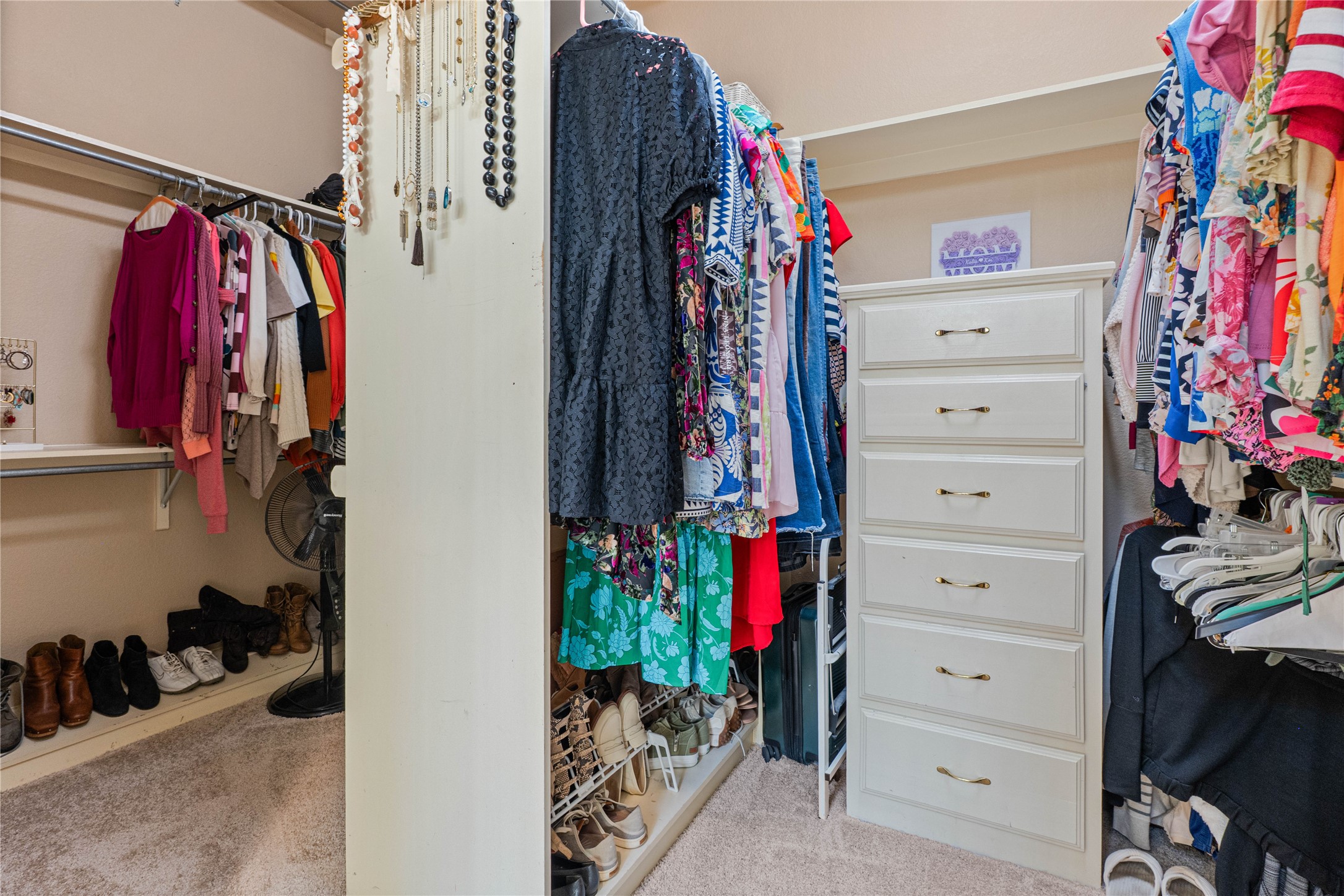 819 Hills Creek Drive