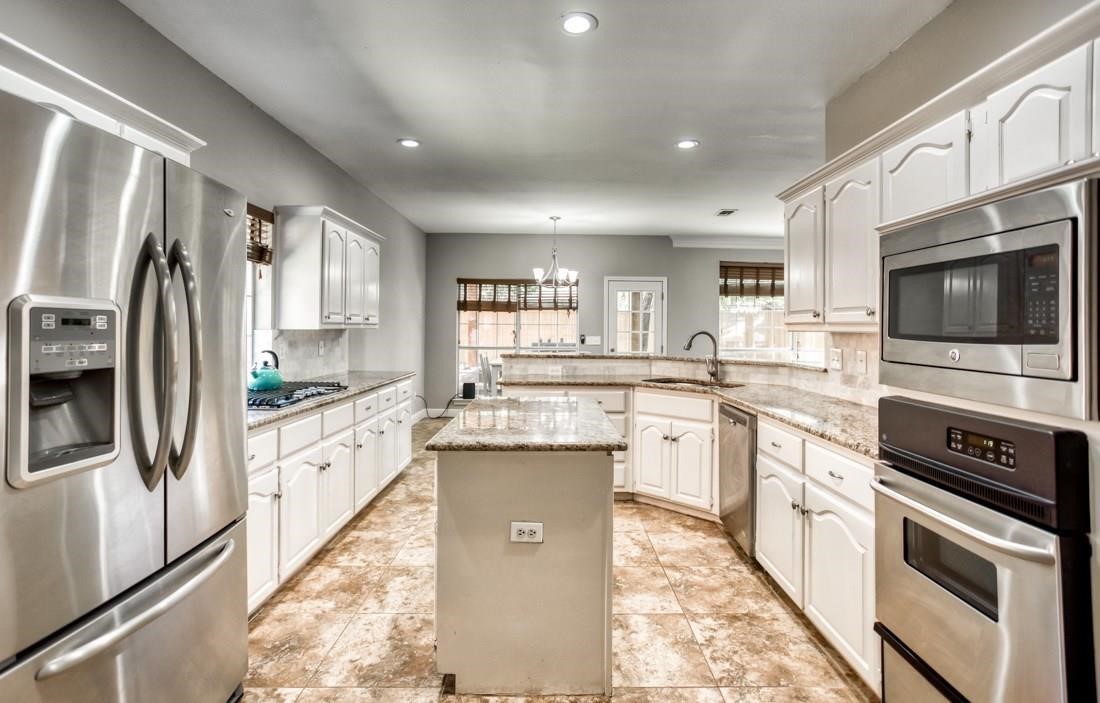 5421 N Briar Ridge Circle