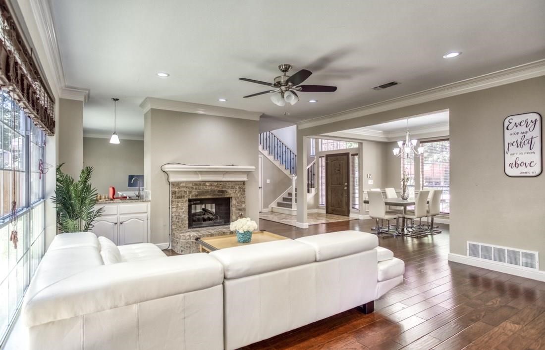 5421 N Briar Ridge Circle