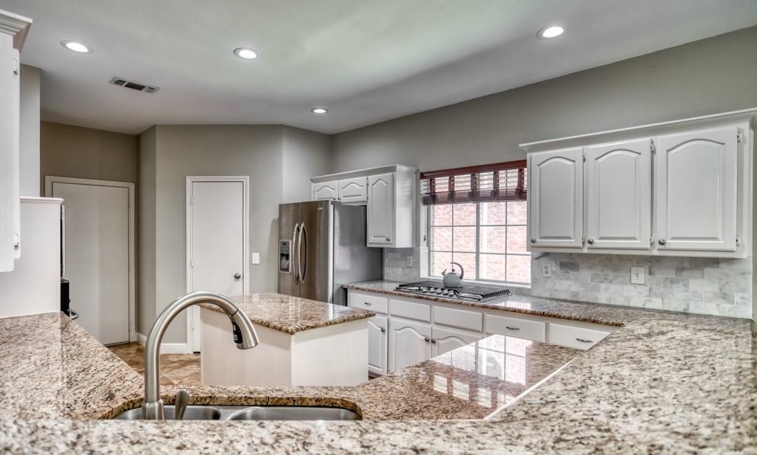 5421 N Briar Ridge Circle