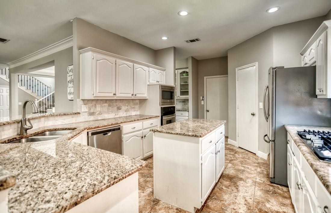 5421 N Briar Ridge Circle