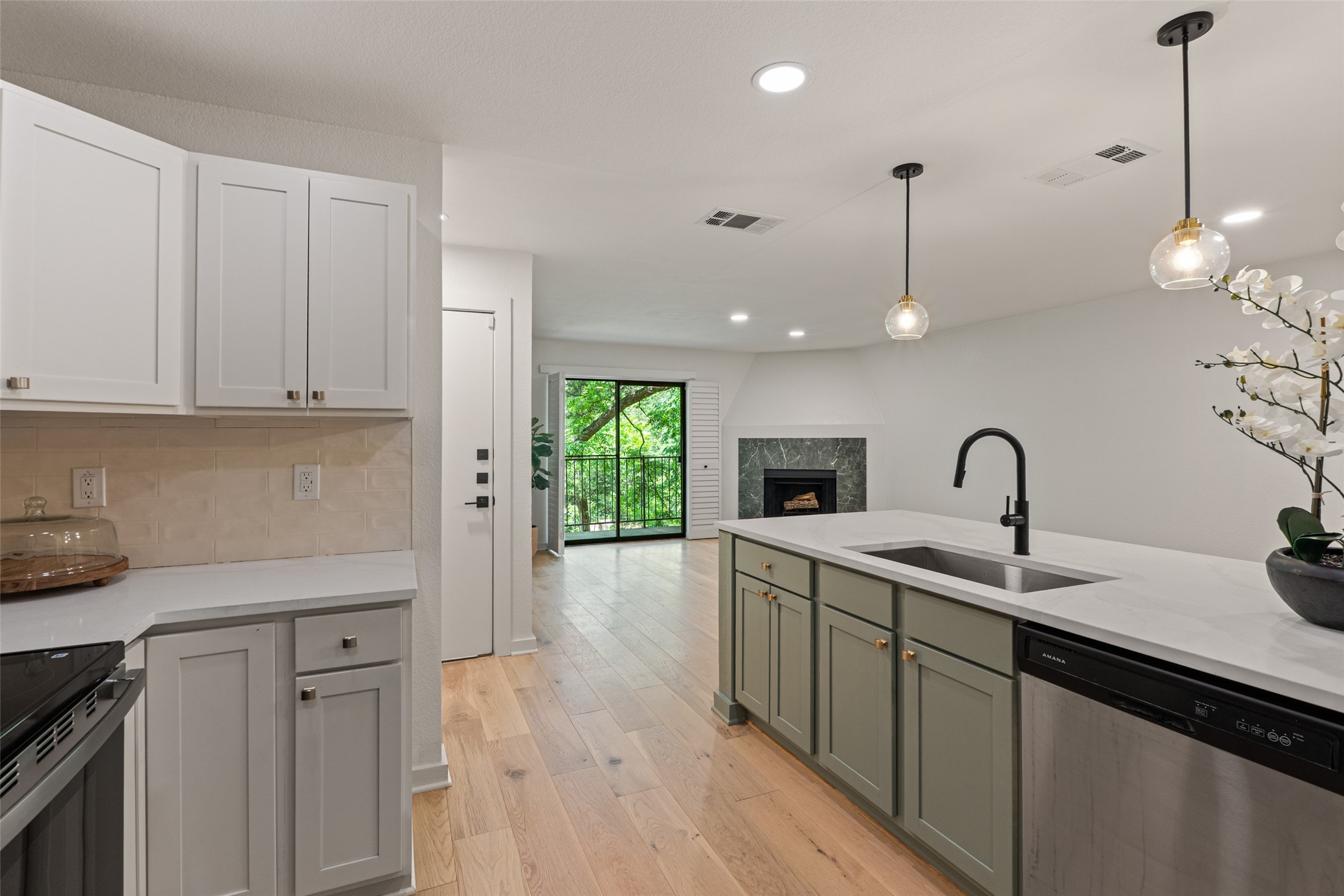 4777 Cedar Springs Road 3D