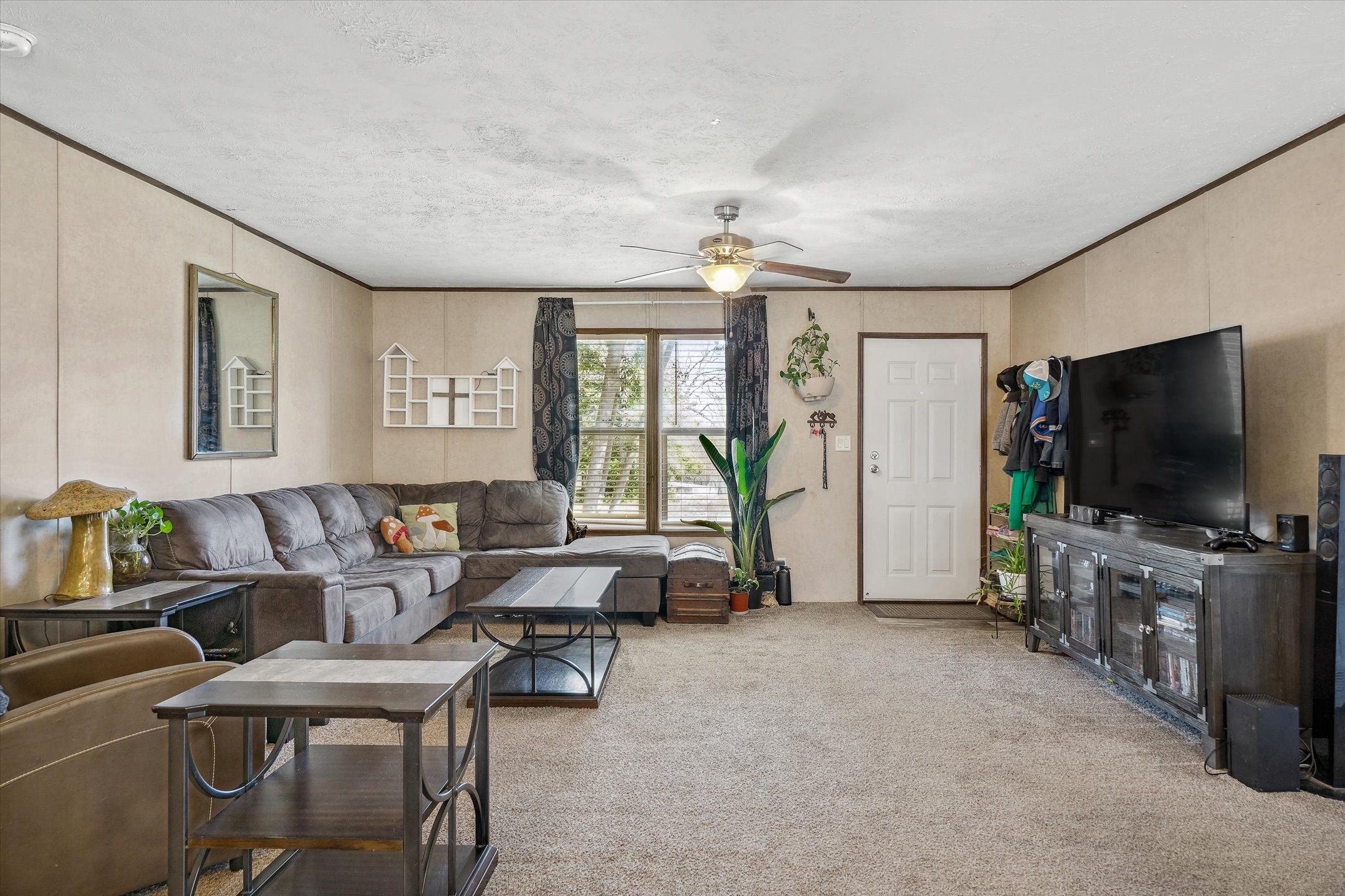 120 E Elm Drive