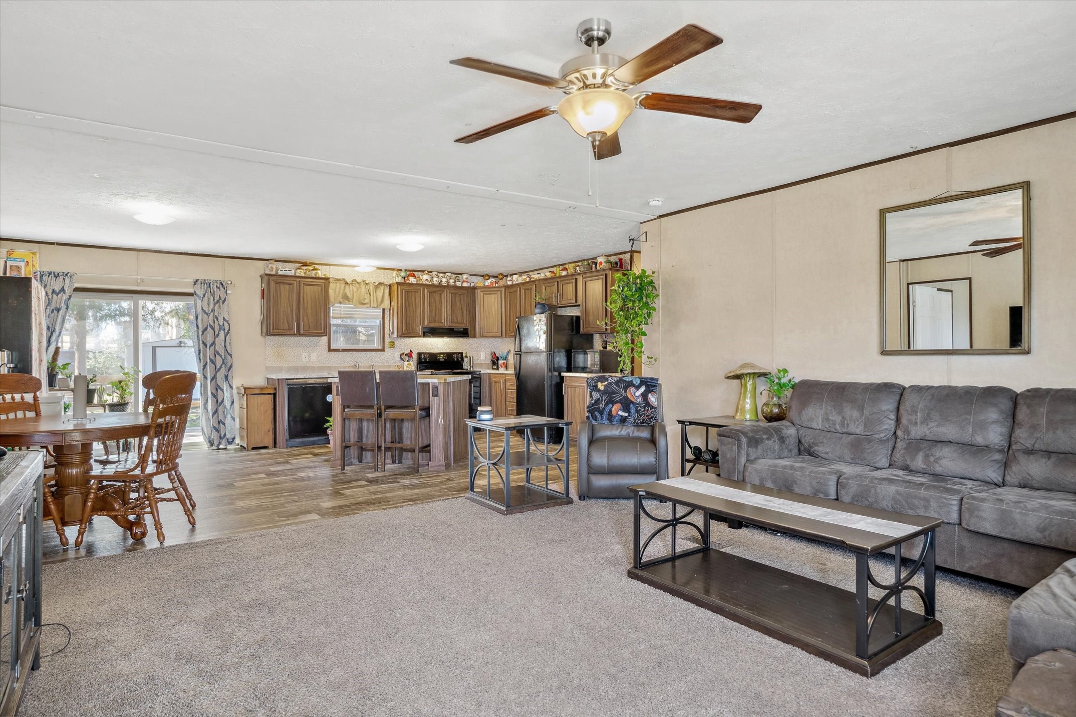 120 E Elm Drive