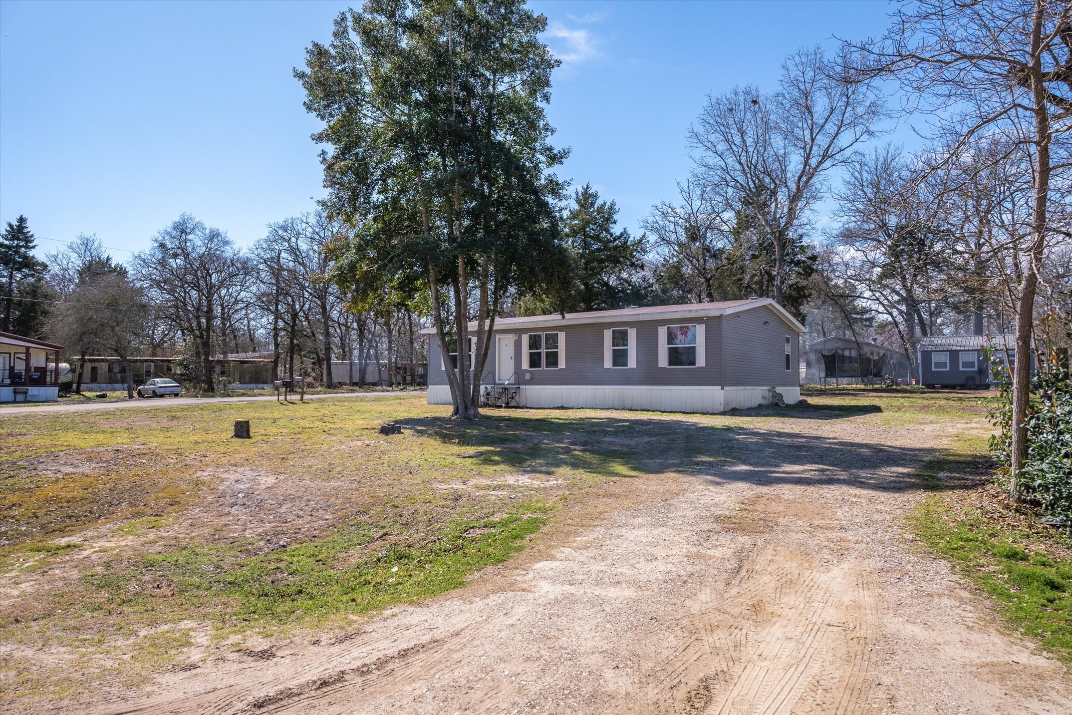 120 E Elm Drive