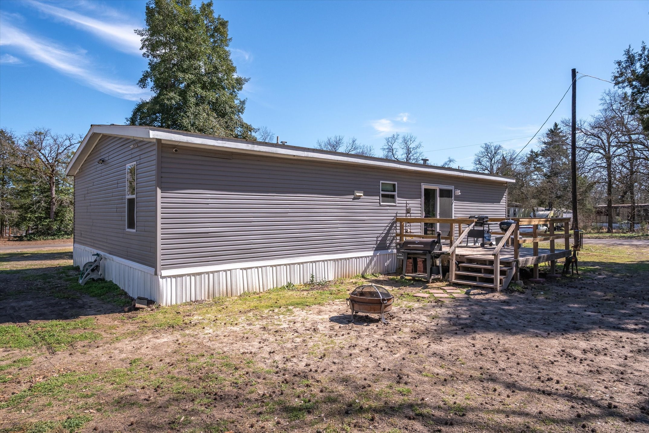 120 E Elm Drive
