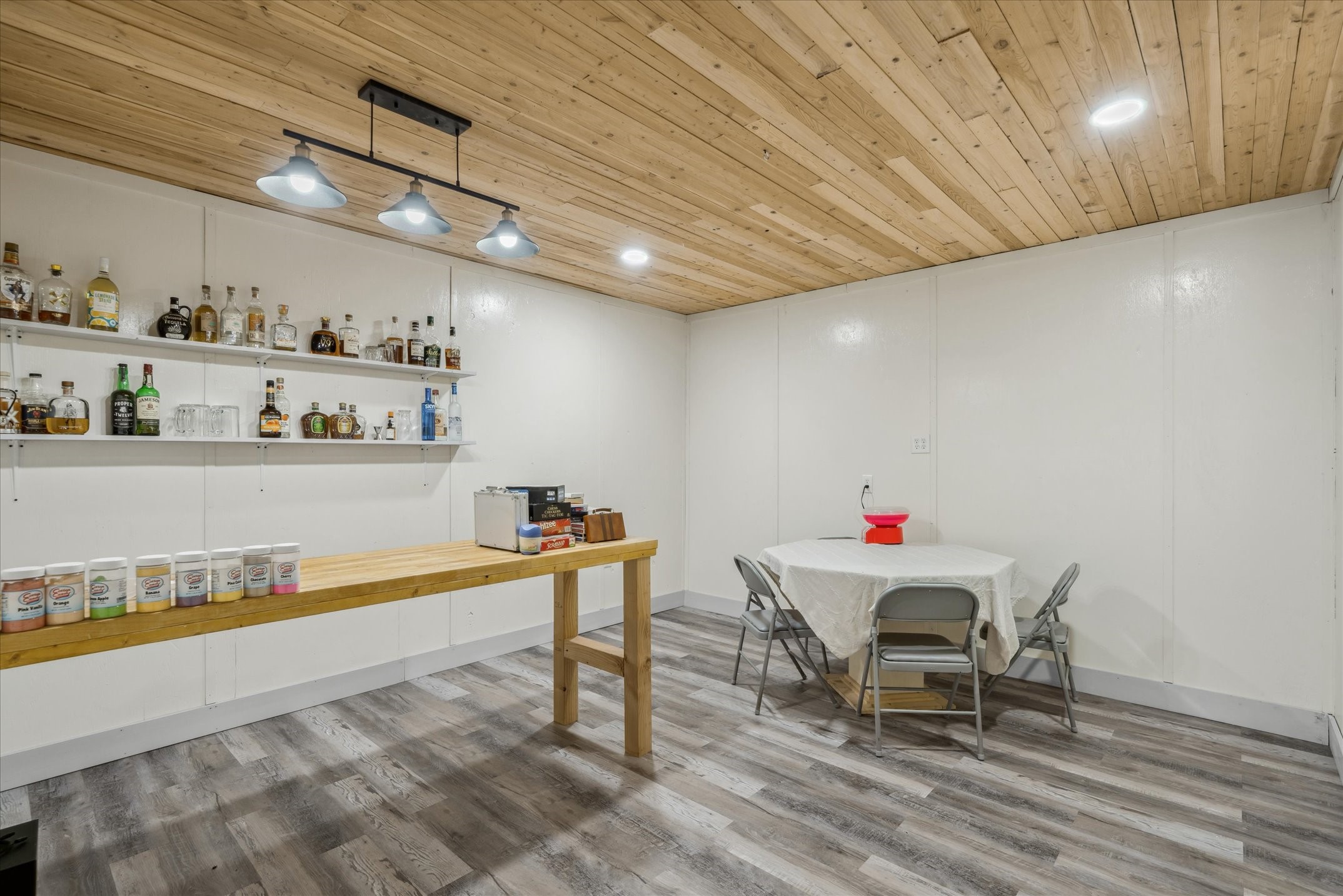 12265 Wylie Lane