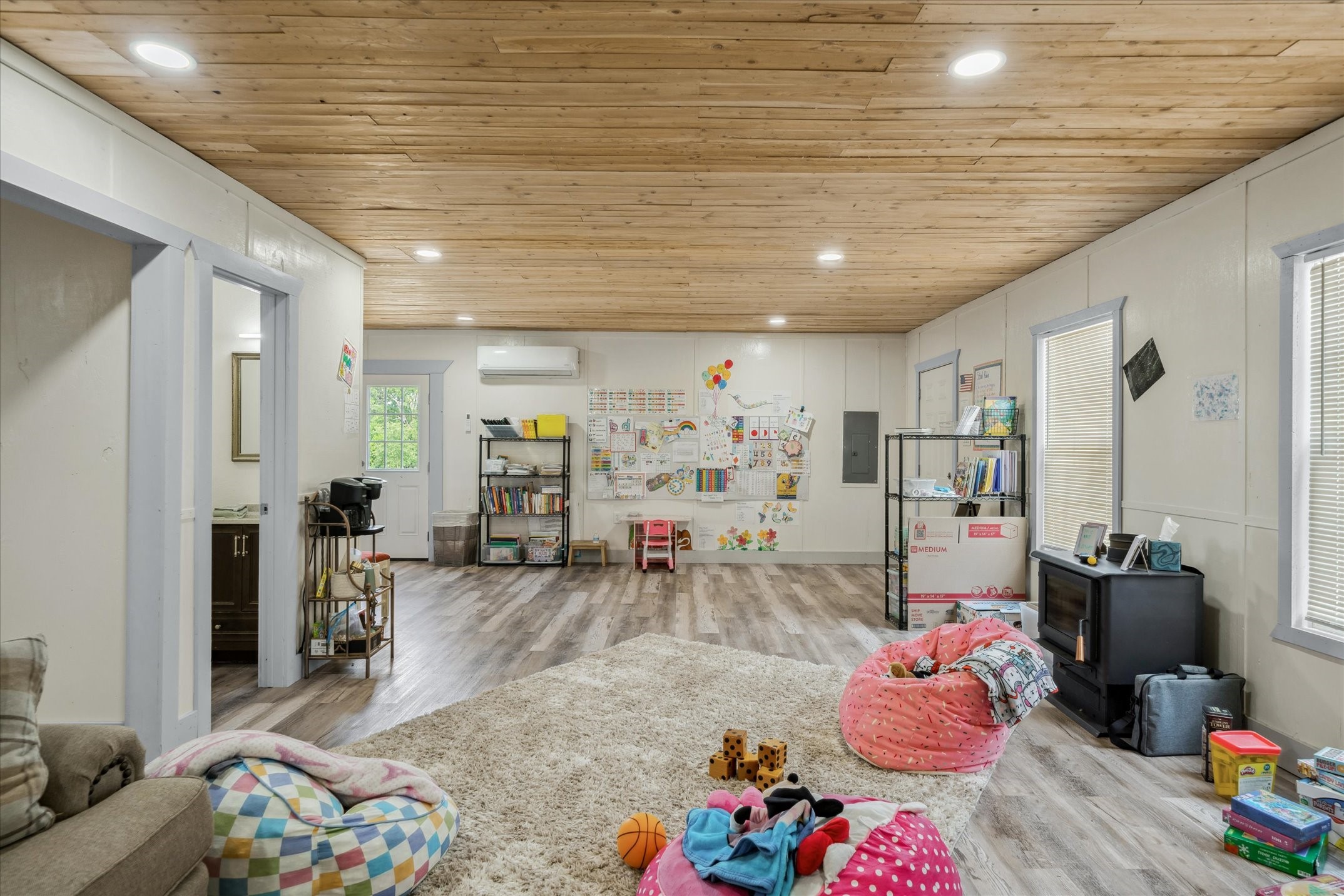 12265 Wylie Lane