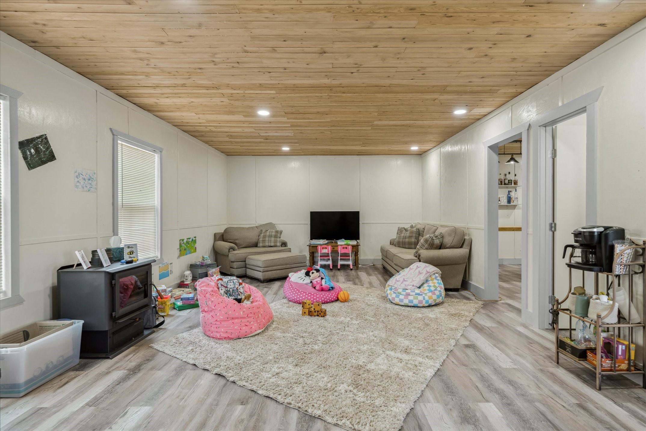 12265 Wylie Lane