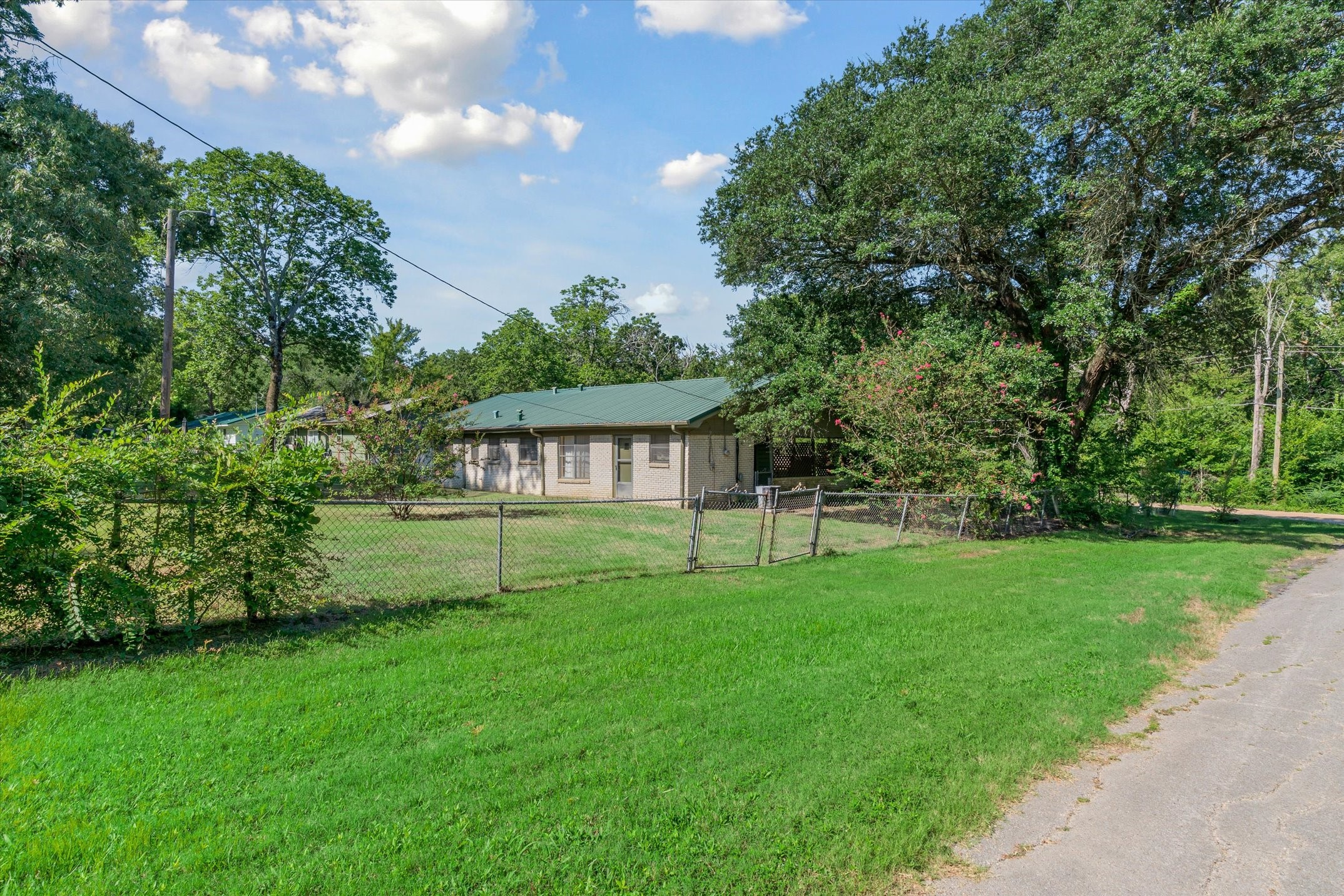 1102 Clay Street