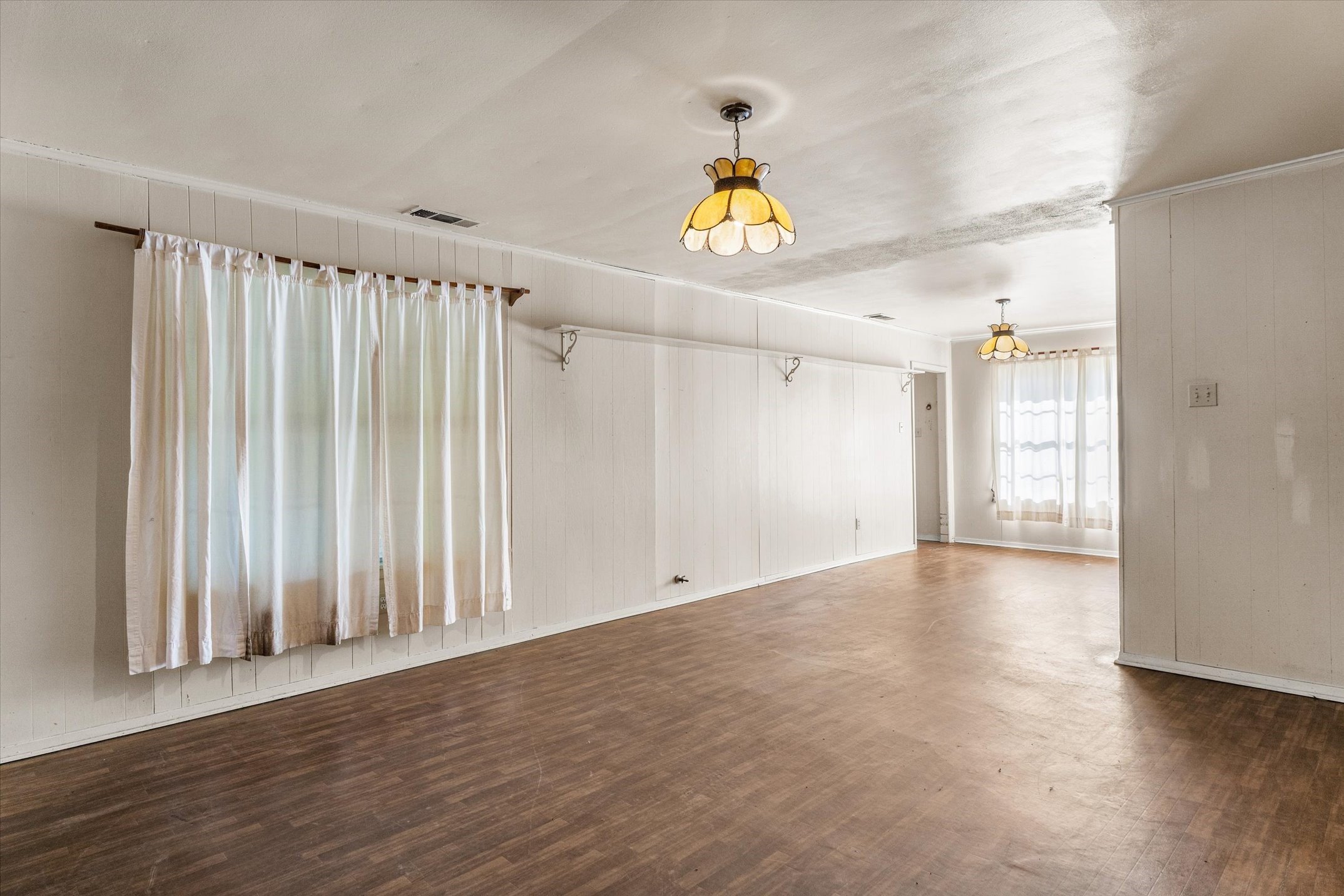 1102 Clay Street