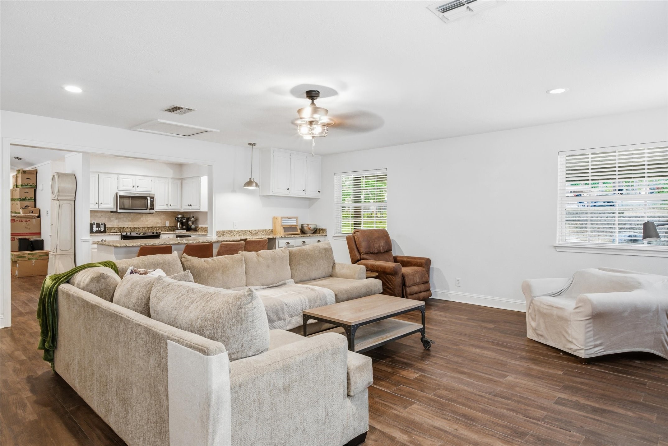 105 Grass Knoll Drive