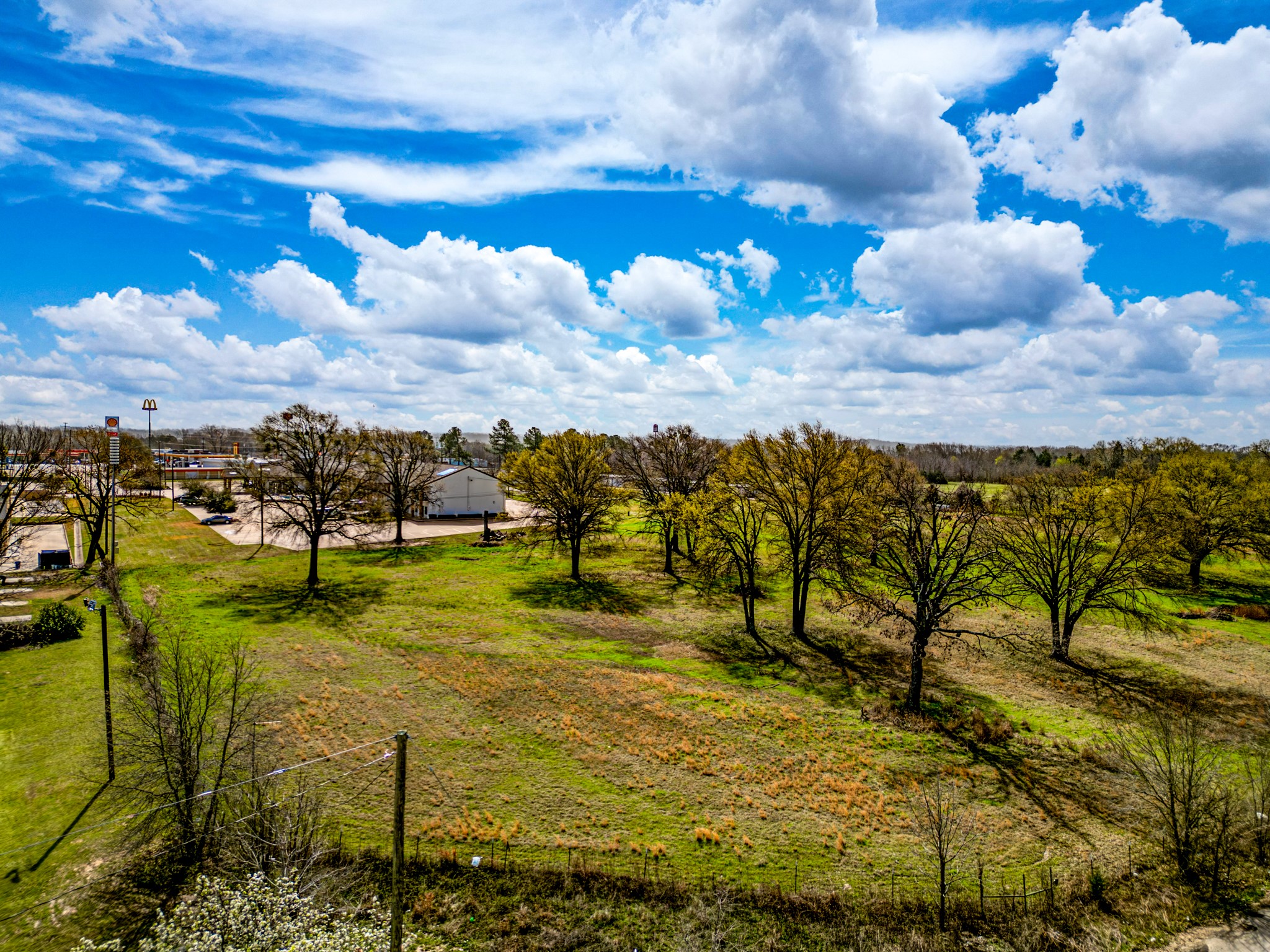 2351 N Trade Days Boulevard