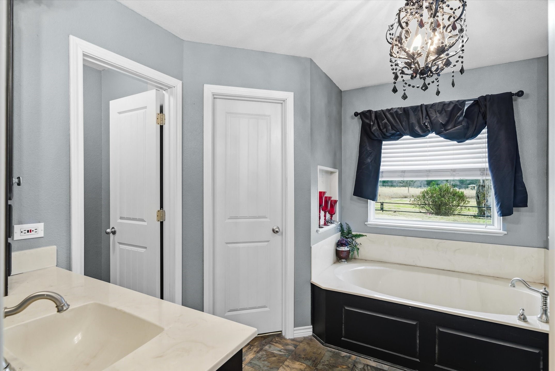 9111 County Road 313