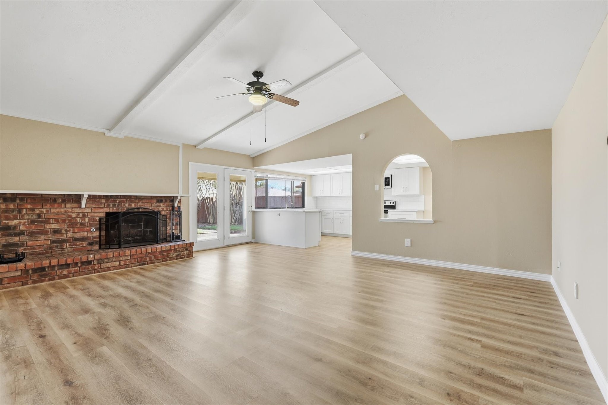 2913 Flagstone Drive