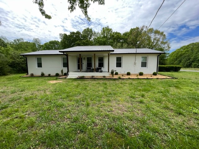 57 Moorehead Ln