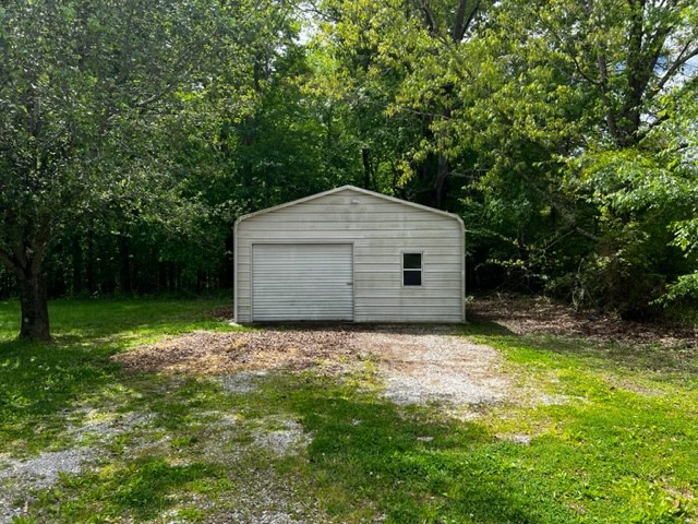 57 Moorehead Ln