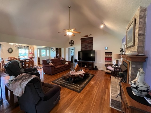 181 Kades Ct