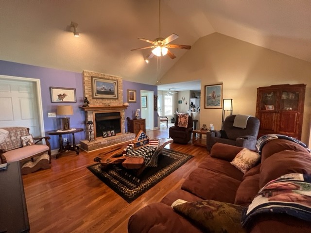 181 Kades Ct